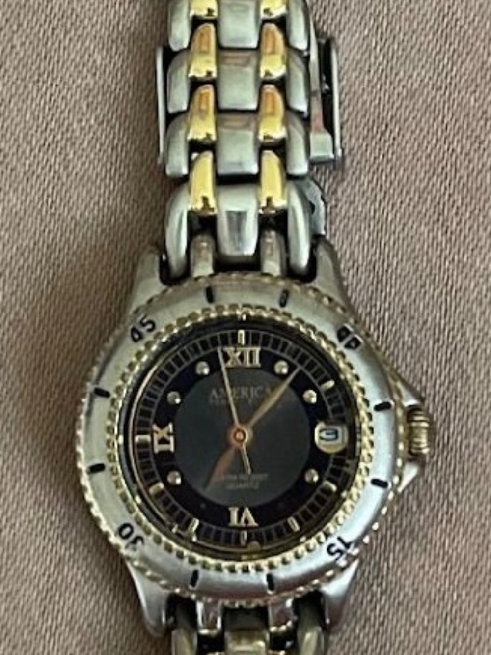 Vintage America Perry Ellis Two Tone Watch Black Roman Dial PE2130